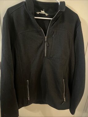 Men's Black Quarter-Zip Fleece Pullover Sweater